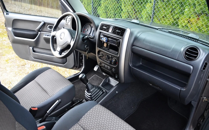 Suzuki Jimny cena 44100 przebieg: 179000, rok produkcji 2012 z Wieliczka małe 277